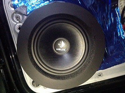 奔馳GLK300汽車(chē)音響改裝,深圳百樂(lè)匯汽車(chē)音響