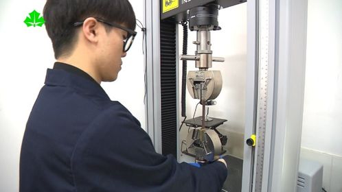 勞動者之歌 人工智能驅動的高分子與電子專用材料研發(fā)新篇章